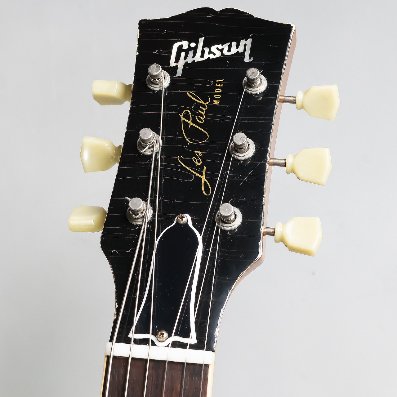 USEDギター】Gibson Custom Shopから塗装割れやキズなどのエイジド加工