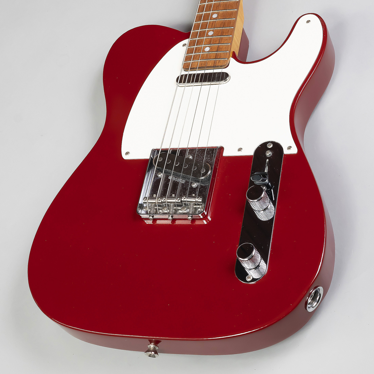 【USEDギター】K.Nyui Custom Guitarsから1ランク上のプレイアビリティ、サウンドのKNTE入荷！！