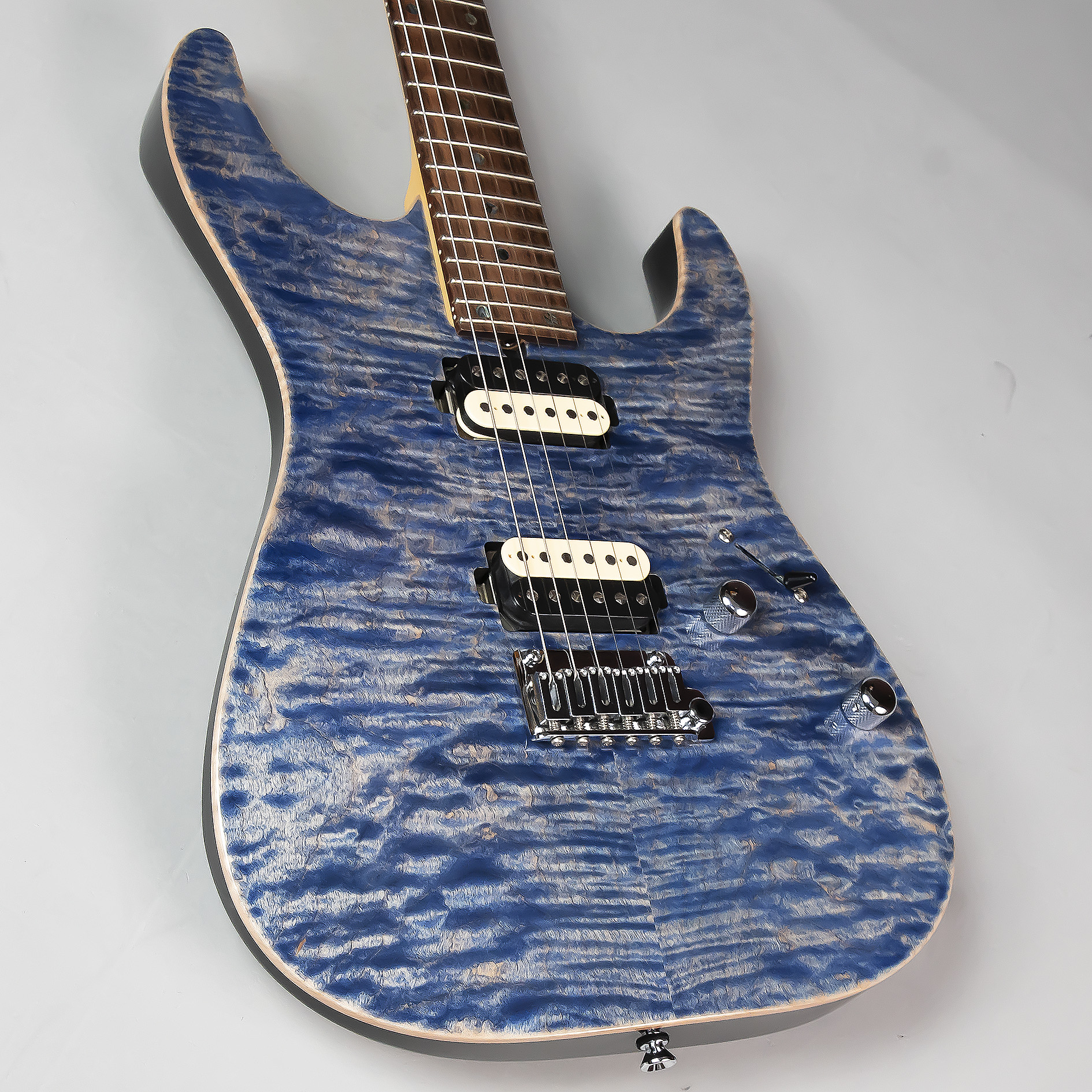 【USEDギター】AIRCRAFTから素晴らしいルックスと幅広いサウンドメイクが望めるAC7P HH-T24R-R-IDB/M-Cが中古で入荷！！