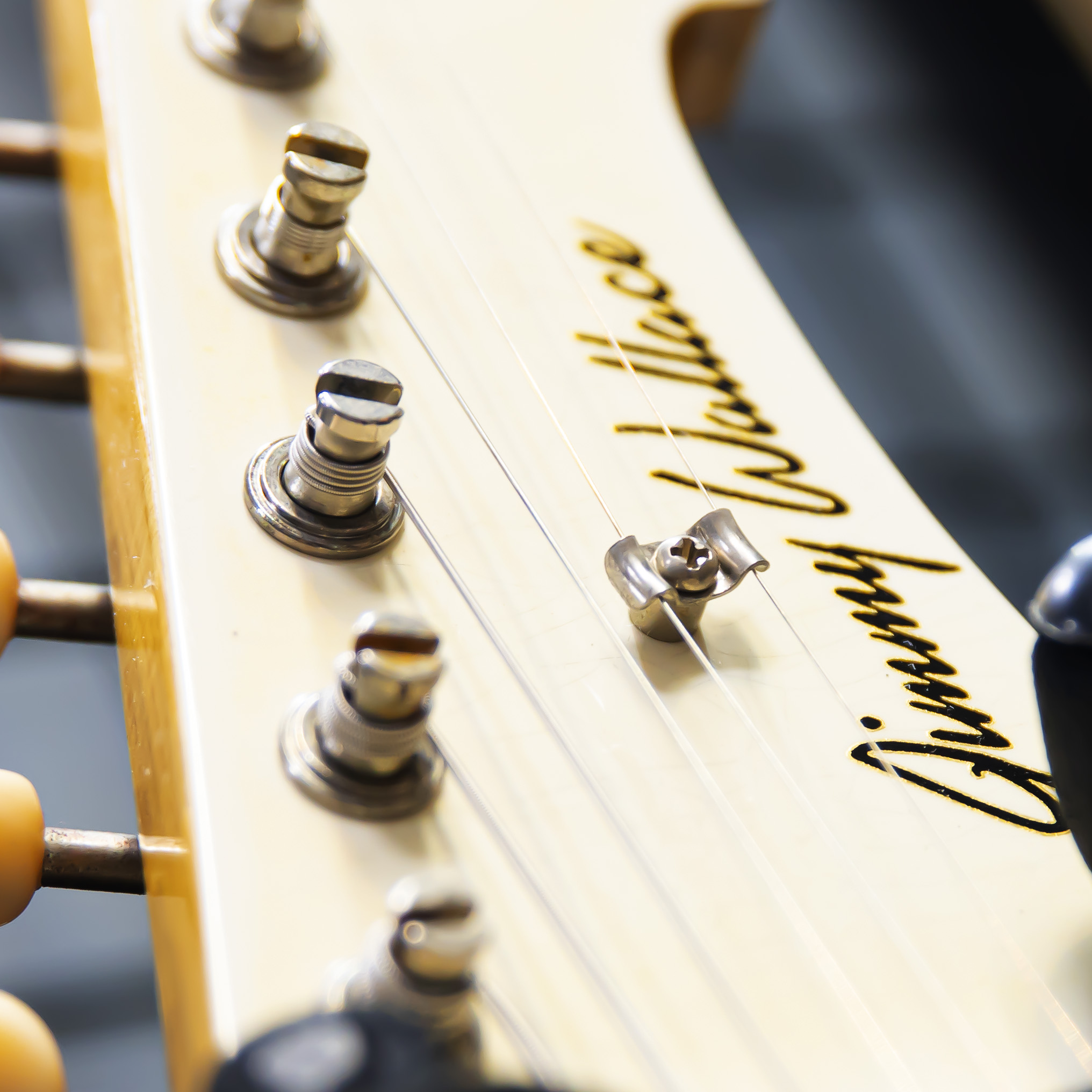 JIMMY WALLACEから極上のギター・ベースが緊急入荷！！当店在庫もご紹介いたします！！