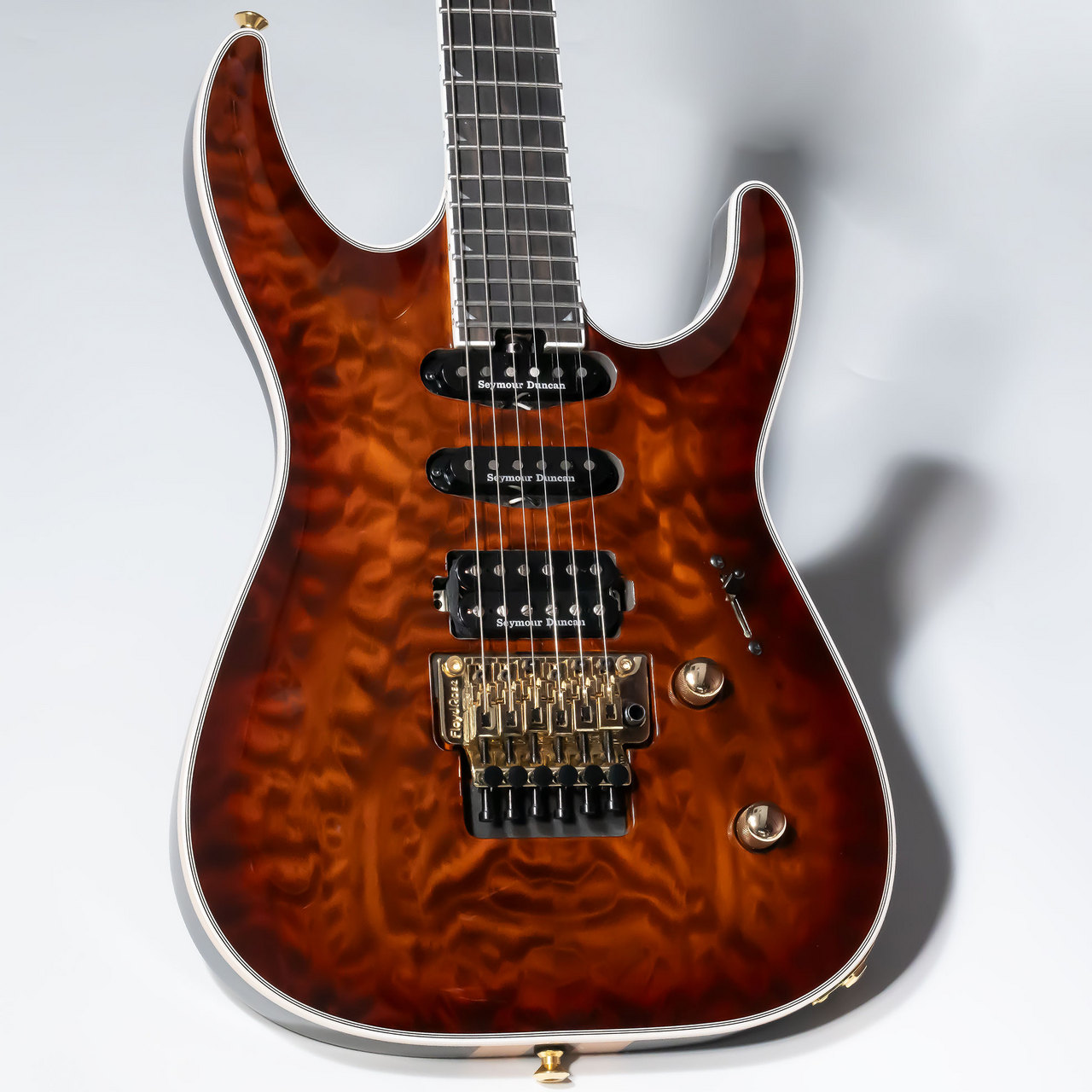 Jackson Pro Plus Series Soloist SLA3Q, Ebony Fingerboard Amber Tiger Eye