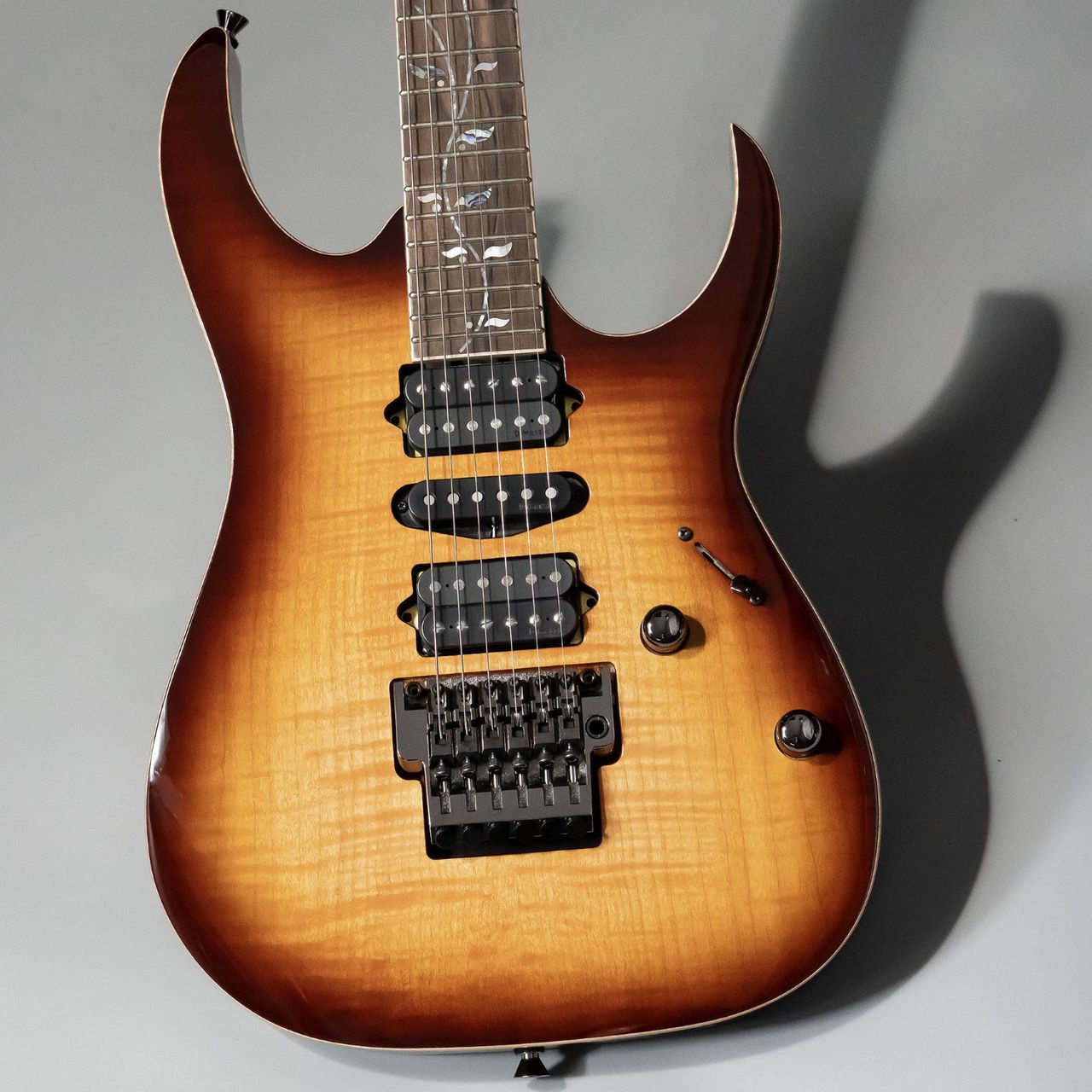 IbanezRG8570 Brownish Sphalerite
