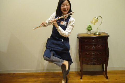 スタッフ写真 ピアノ、管楽器、ウクレレ 西原 美幸