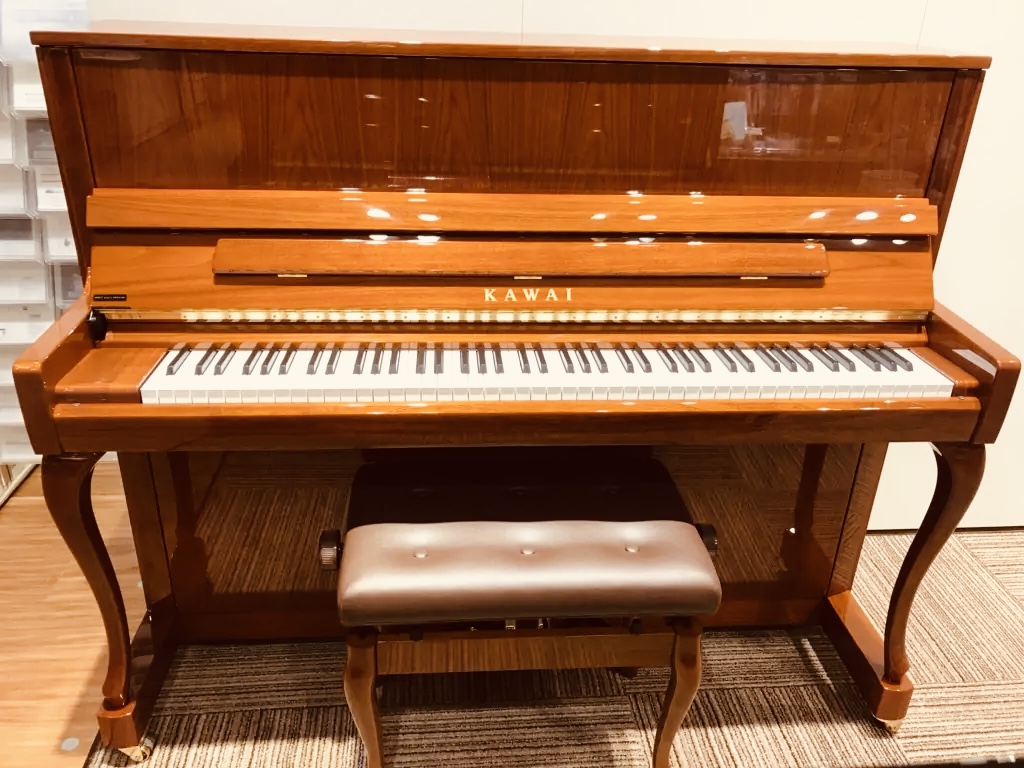 新品アップライトピアノKAWAI　K-300SF