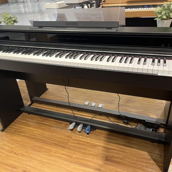 CASIO／AP-S5000GP/S<br />
木製鍵盤・4スピーカー<br />
￥181,500