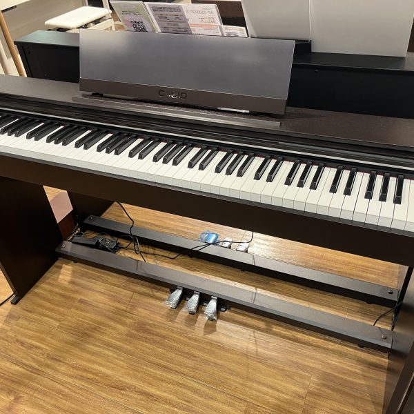 CASIO／AP-S2500GP<br />
樹脂鍵盤・2スピーカー<br />
￥110,000