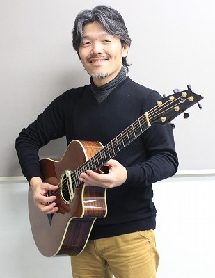 アコースティックギター/エレキベース/ウクレレ<br />
《開講曜日 / 月・土》島原　正樹