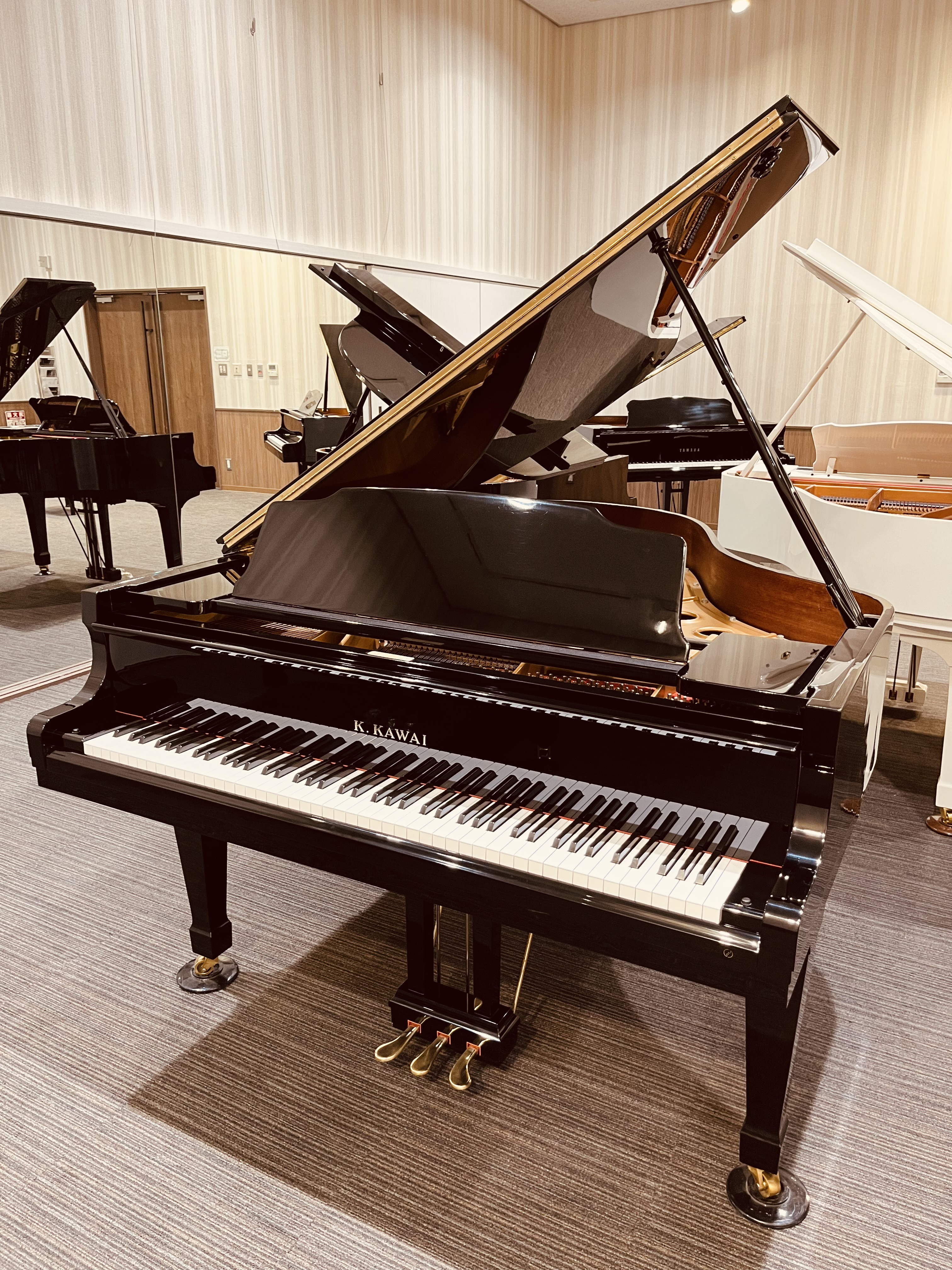 中古グランドピアノKAWAI CA40