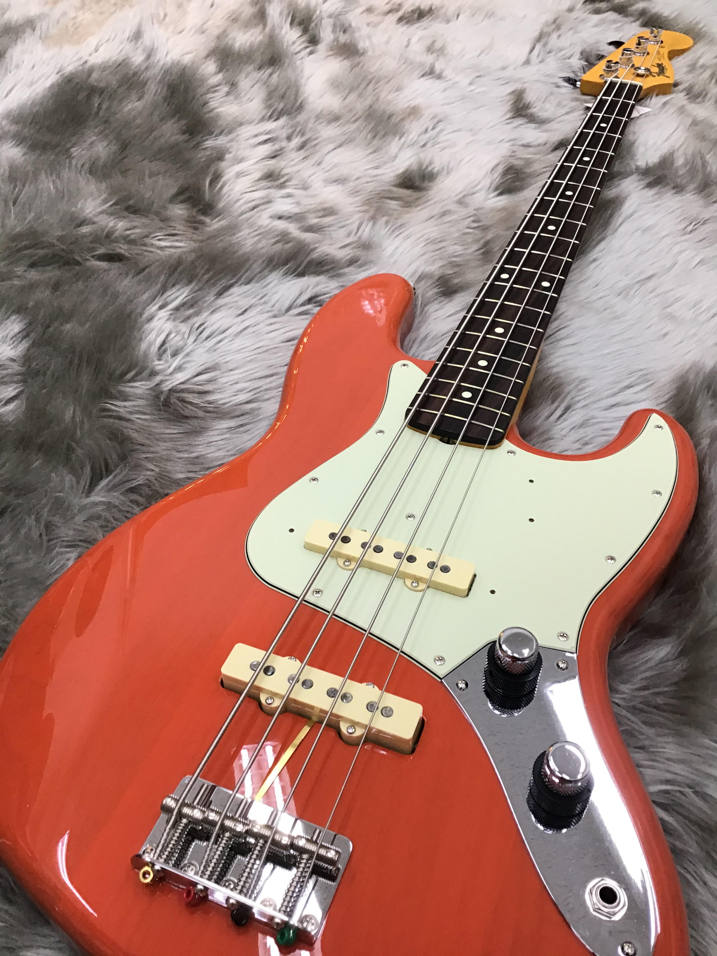 FenderSCANDAL Tomomi JAZZ Bass