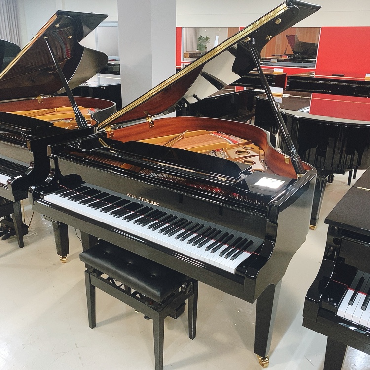 中古グランドピアノWILH.STEINBERG P-152