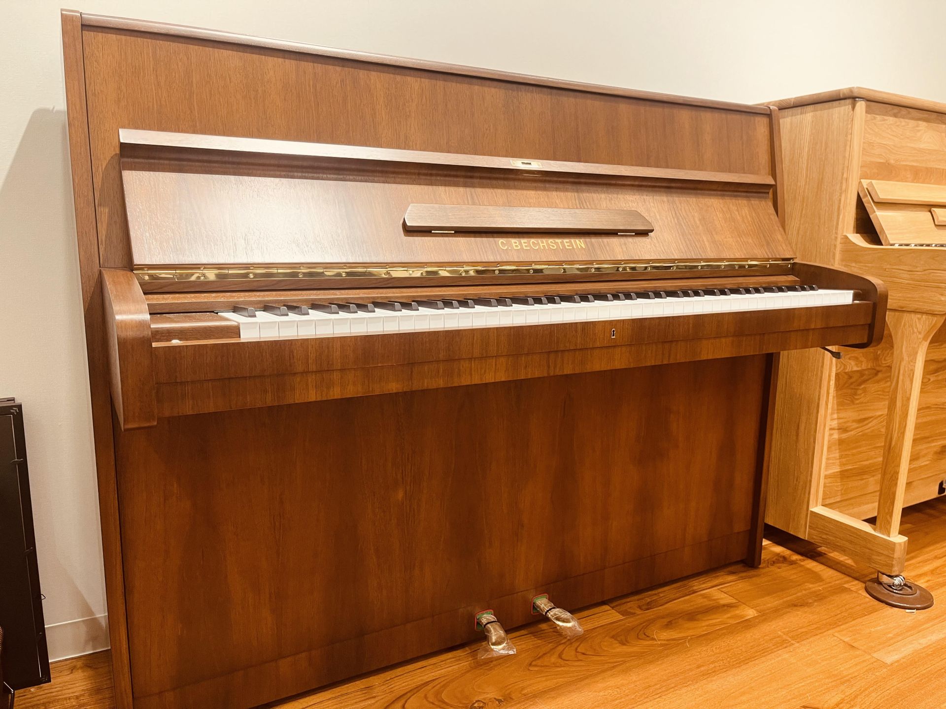 中古アップライトピアノ(ドイツ製)C.BECHSTEIN/12n