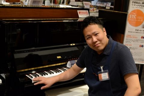 スタッフ写真 ピアノ・電子ピアノ・デジタル関連 中川