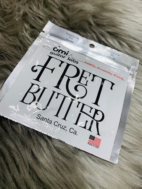 【ギターメンテナンス】『Fret　Butter』で指板＆フレットをピッカピカに！