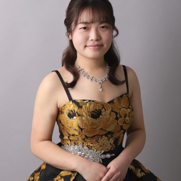 島田　菜々子<br />
(月)(水)(金)(土)(日)