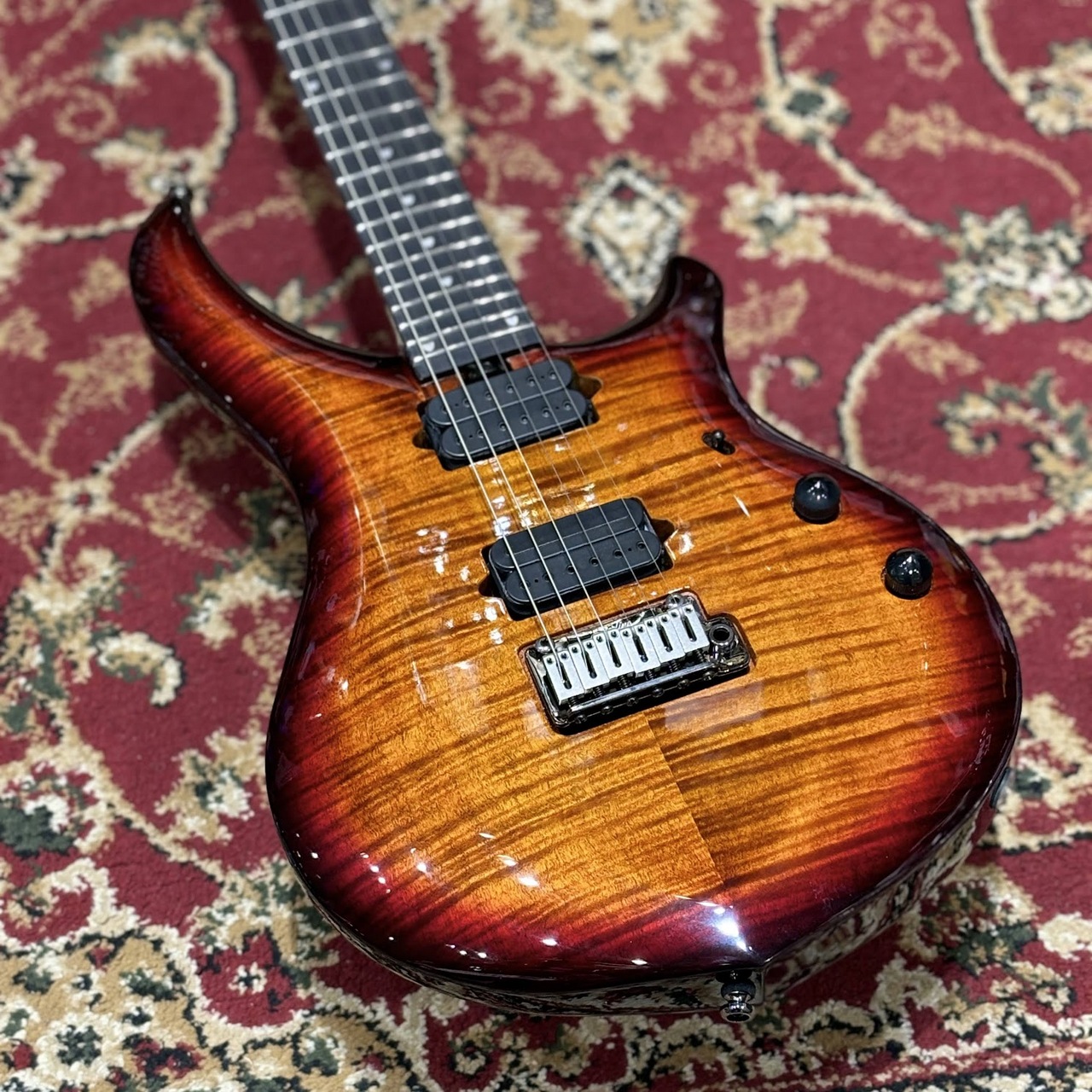 Sterling by MUSIC MAN MAJESTY MAJ200XFM-E1