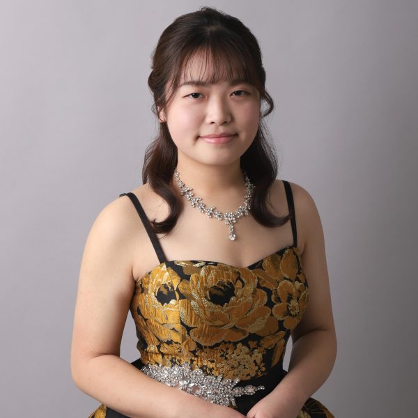 島田　菜々子<br />
(月)(水)(木)(土)(日)