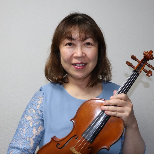 松林　靖子<br />
(月)