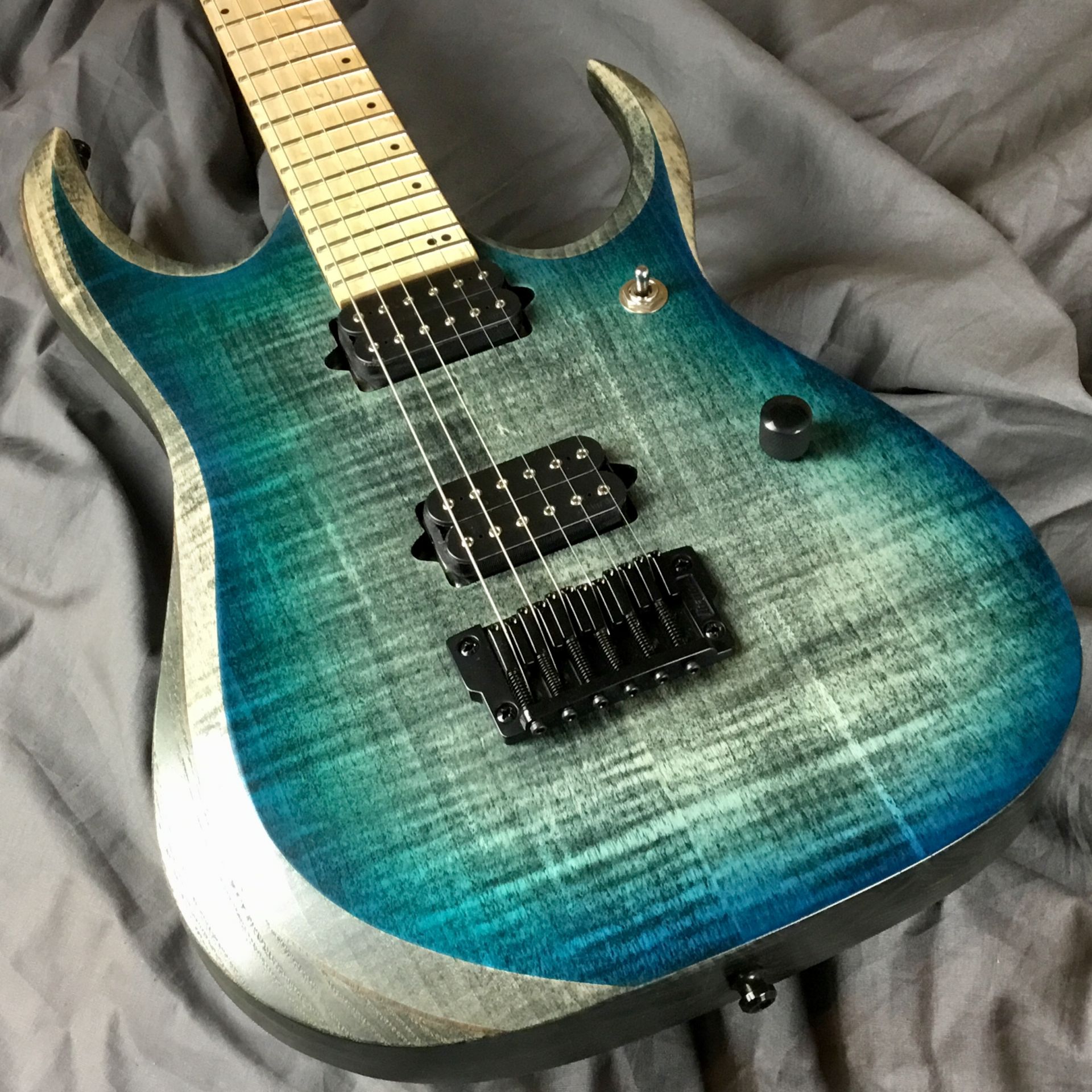 2019Winter NAMM発表のIbanez RGD61AL/SSBが入荷！