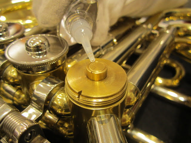 管楽器修理間渕（まぶち）