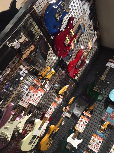 エレキギターラインナップのご紹介！南大阪でギターを選ぶなら　ららぽーと和泉店で！