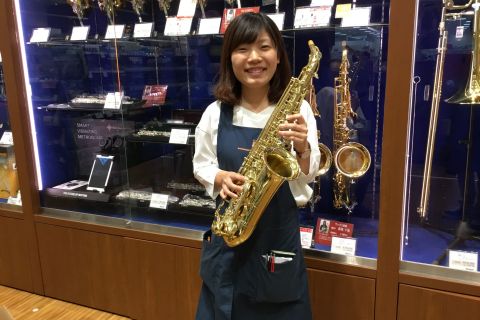 スタッフ写真 サックスサロン、管楽器 林田