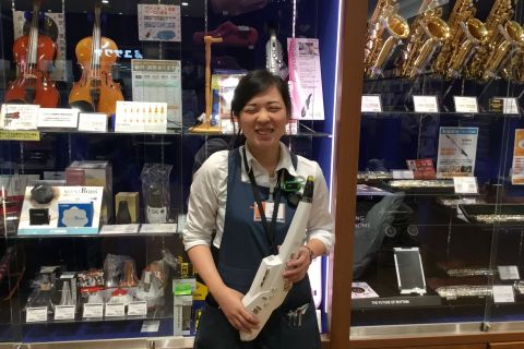 スタッフ写真 ピアノ、楽譜、音楽雑貨 山下