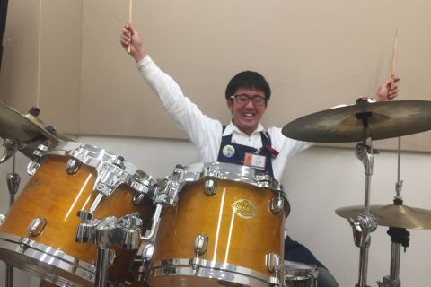 スタッフ写真 上田