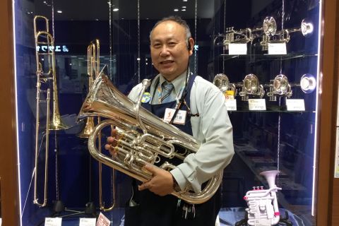 スタッフ写真 管楽器 村瀬
