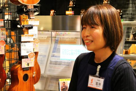 スタッフ写真 富田