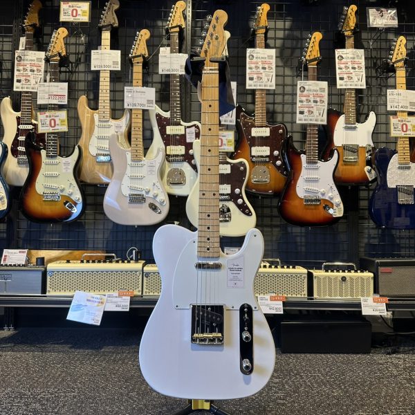 Fender Made in Japan Traditional 50s Telecaster Maple Fingerboard White Blonde