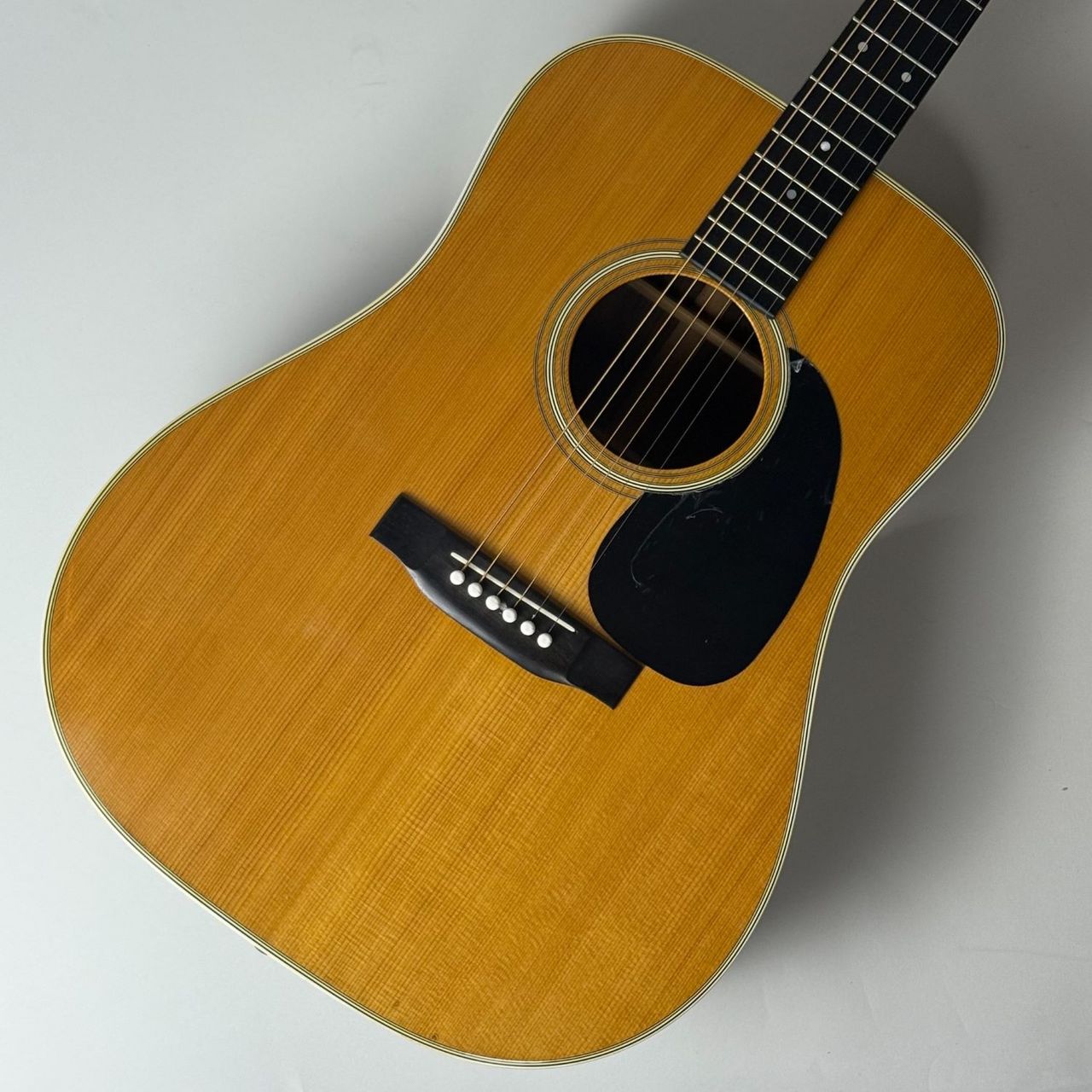 ヴィンテージアコースティックギターD-28 1973年製