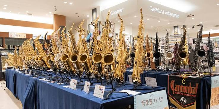 第一線で活躍するプロの管楽器プレイヤーを講師に迎えた、特別グループセミナーを開催いたします。 島根県の皆様！こんにちは！オープンイベントとして管楽器プレイヤーを交えた特別セミナー開催します！イオンモール出雲店でのオープンイベントとなります。是非、皆さんで一緒に楽しみましょう！ CONTENTSDAY [&hellip;]