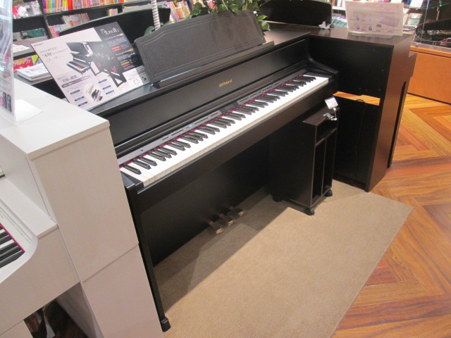 【電子ピアノ】ピアノの下に敷く遮音マットのご紹介！