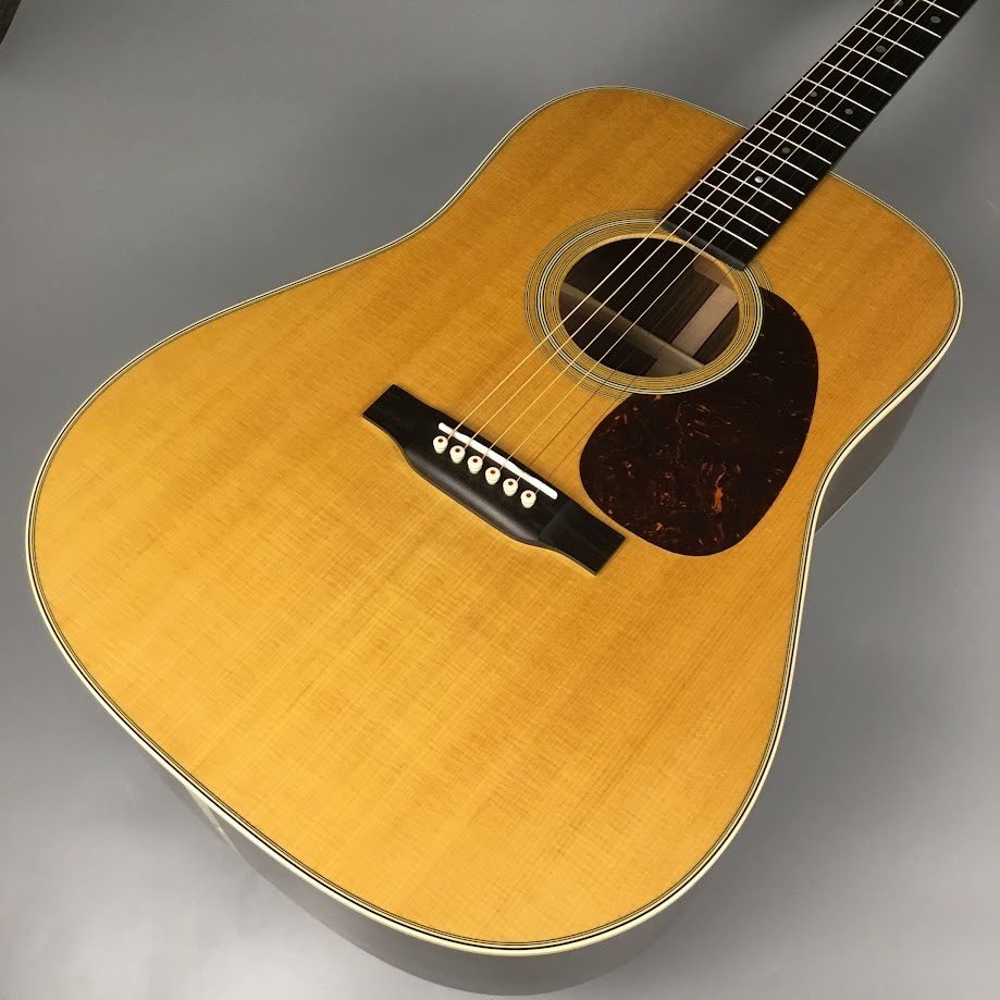 アコースティックギターMartin D-28 Standard