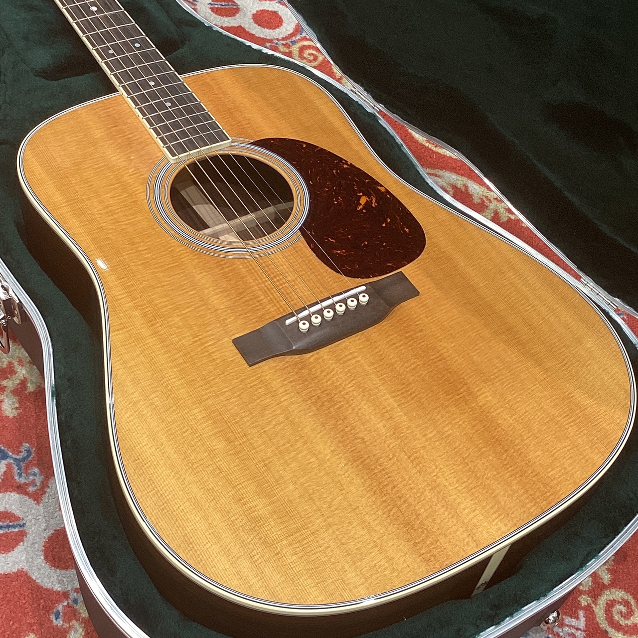 アコースティックギターMartin D-35