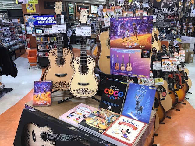 アコースティックギター ディズニ ピクサー映画 リメンバー ミー のイメージで製作されたギター入荷いたしました 鹿児島アミュプラザ店 店舗情報 島村楽器