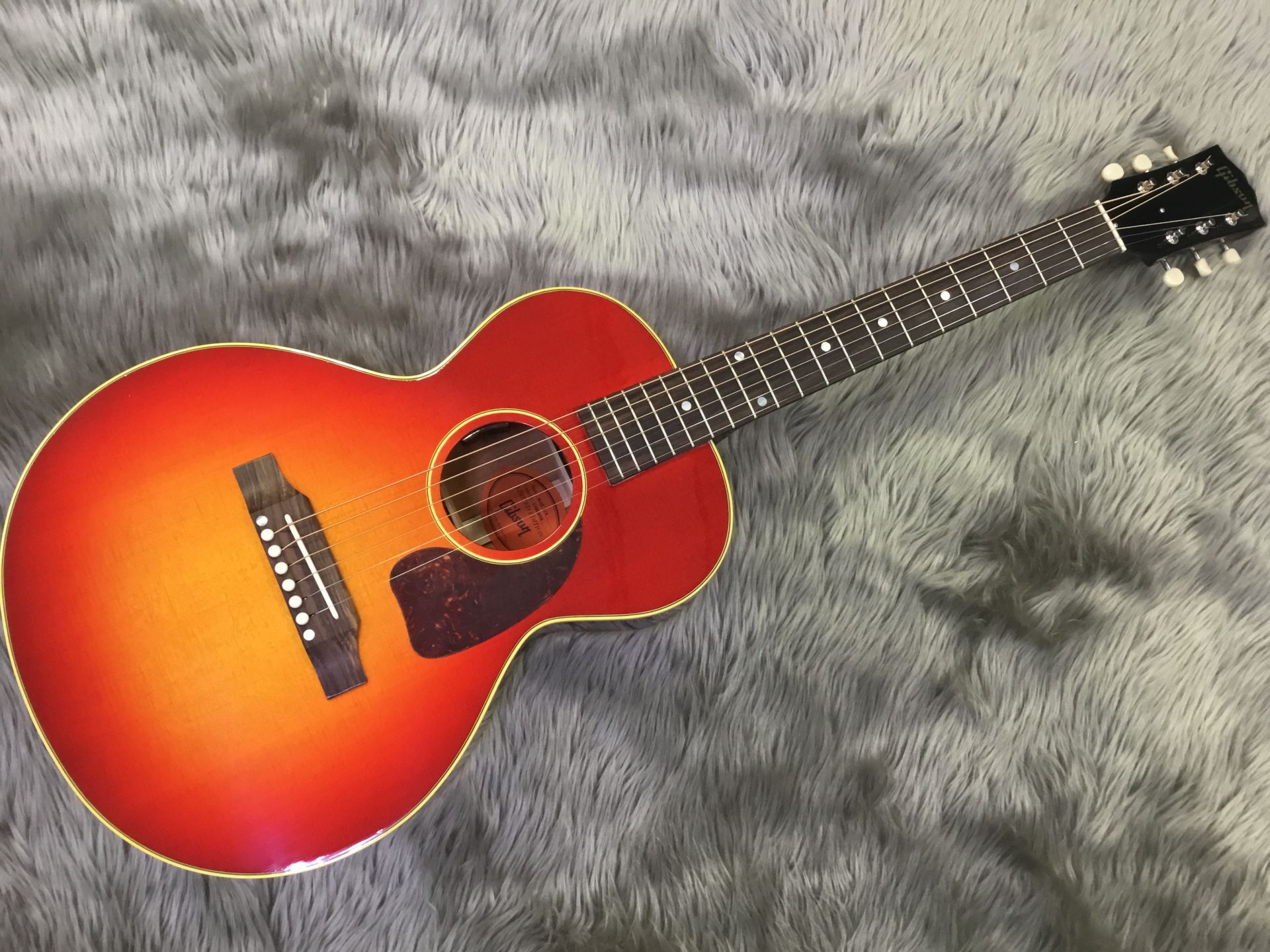 【アコースティックギター】Gibson – B-25 w/LYRIC VCS