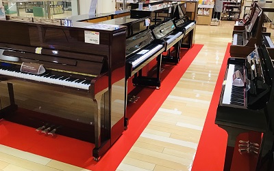 島村楽器鹿児島店では3月7日（金）～3月23日(日)まで店舗前通路にて春のピアノフェアが開催されます！アップライトピアノが新品、中古、輸入、国産メーカーなど多数特設会場に展示予定です。また店内ではお買い得な電子ピアノも多数ございます。ぜひこの機会にお気に入りの1台をお選びください。ご試弾予約、試奏代 […]