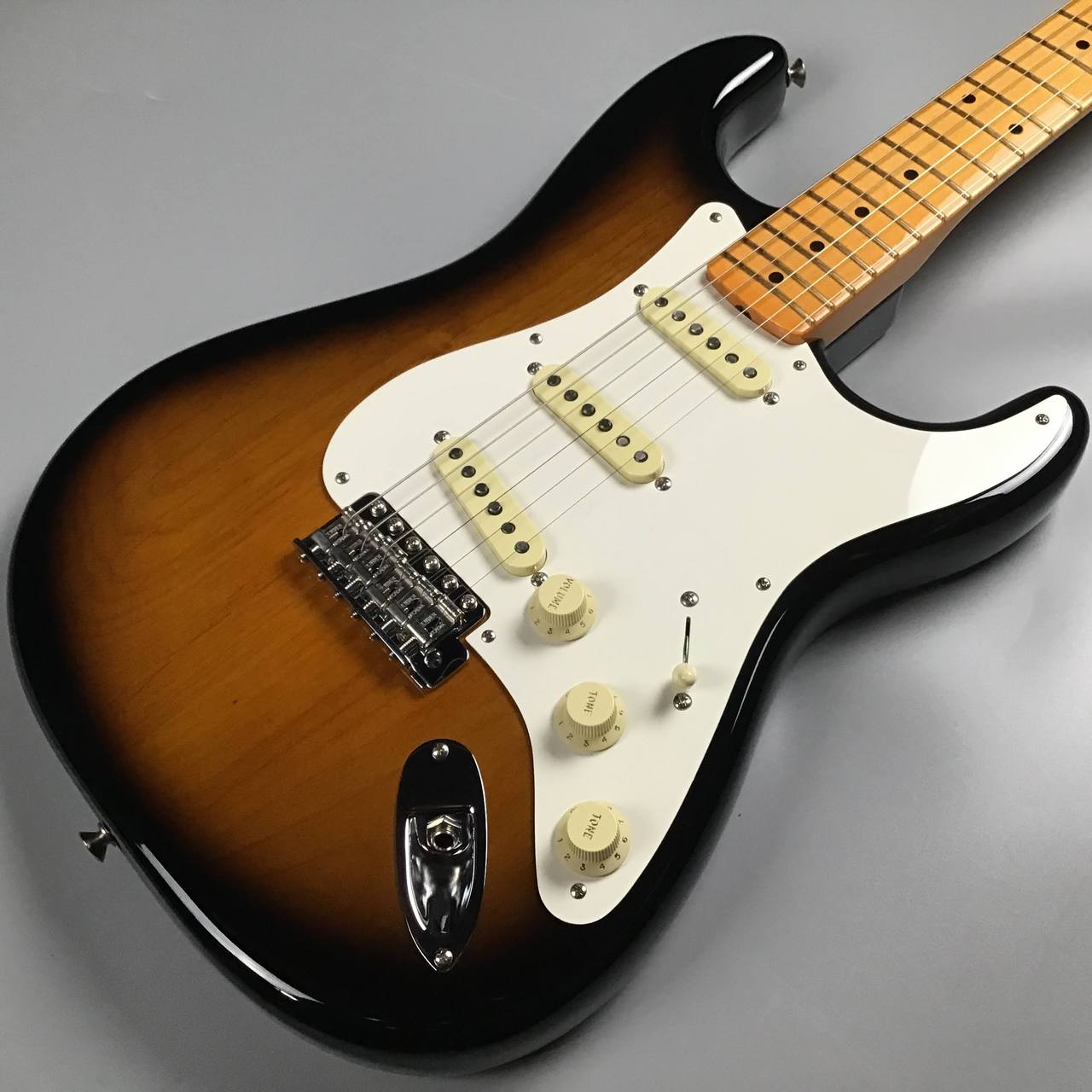 Fender中古 American Vintage II 1957 Stratocaster 2-Color Sunburst