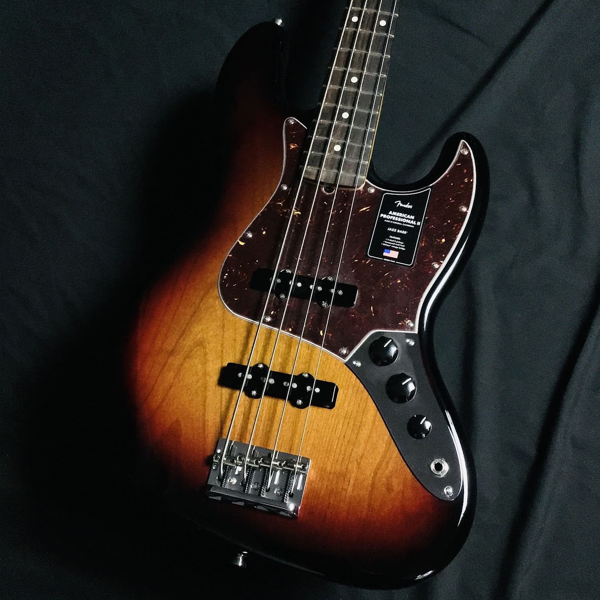 FenderAmerican Professional II Jazz Bass 3-Color Sunburst