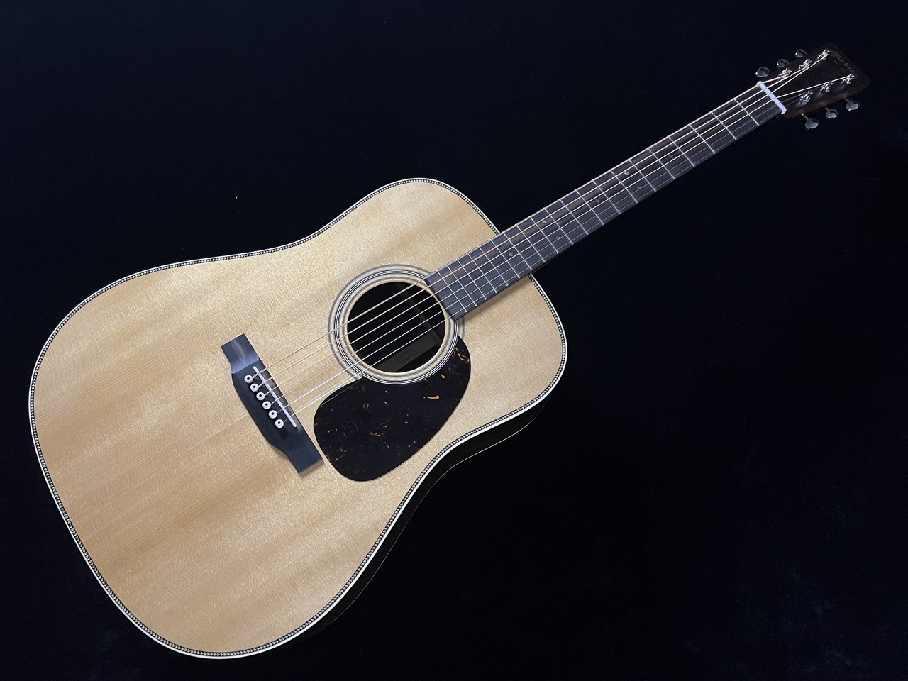 MartinHD-28 Standard