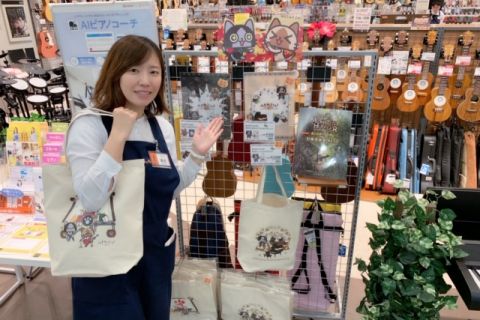 スタッフ写真 ファンシー担当 藤岡