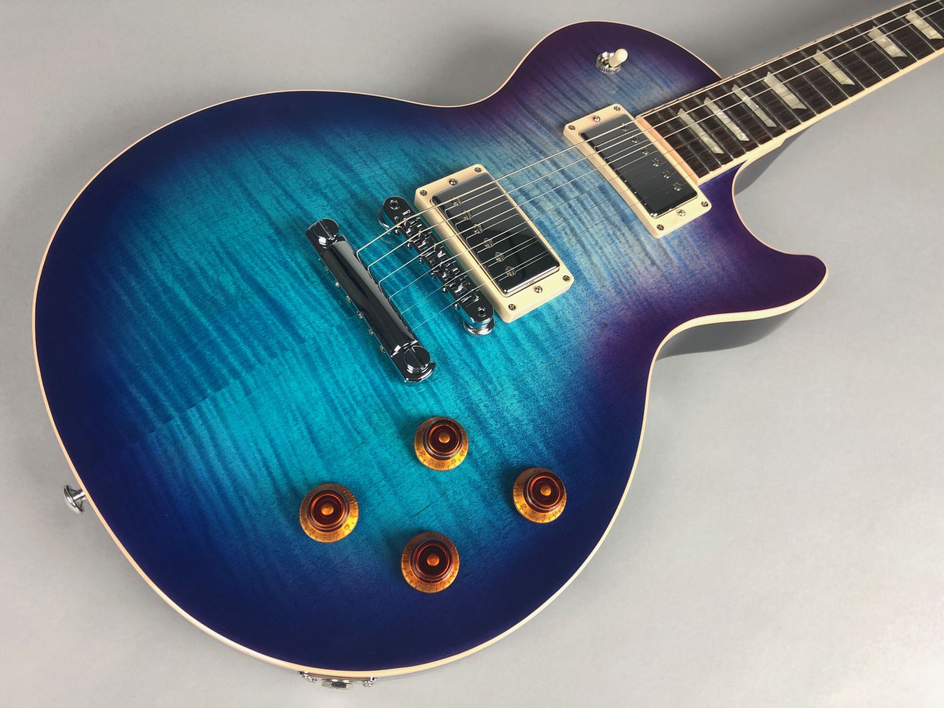 |*ブランド|Gibson| |*型番|Les Paul Standard 2019| |*商品の状態|新品| |*販売価格|[!￥331,884(税込)!]| |*付属品|保証書・ハードケース　　| |*お問合せ担当|北山（きたやま）までお問合せ下さい。| |*電話番号|076-289-0520| […]