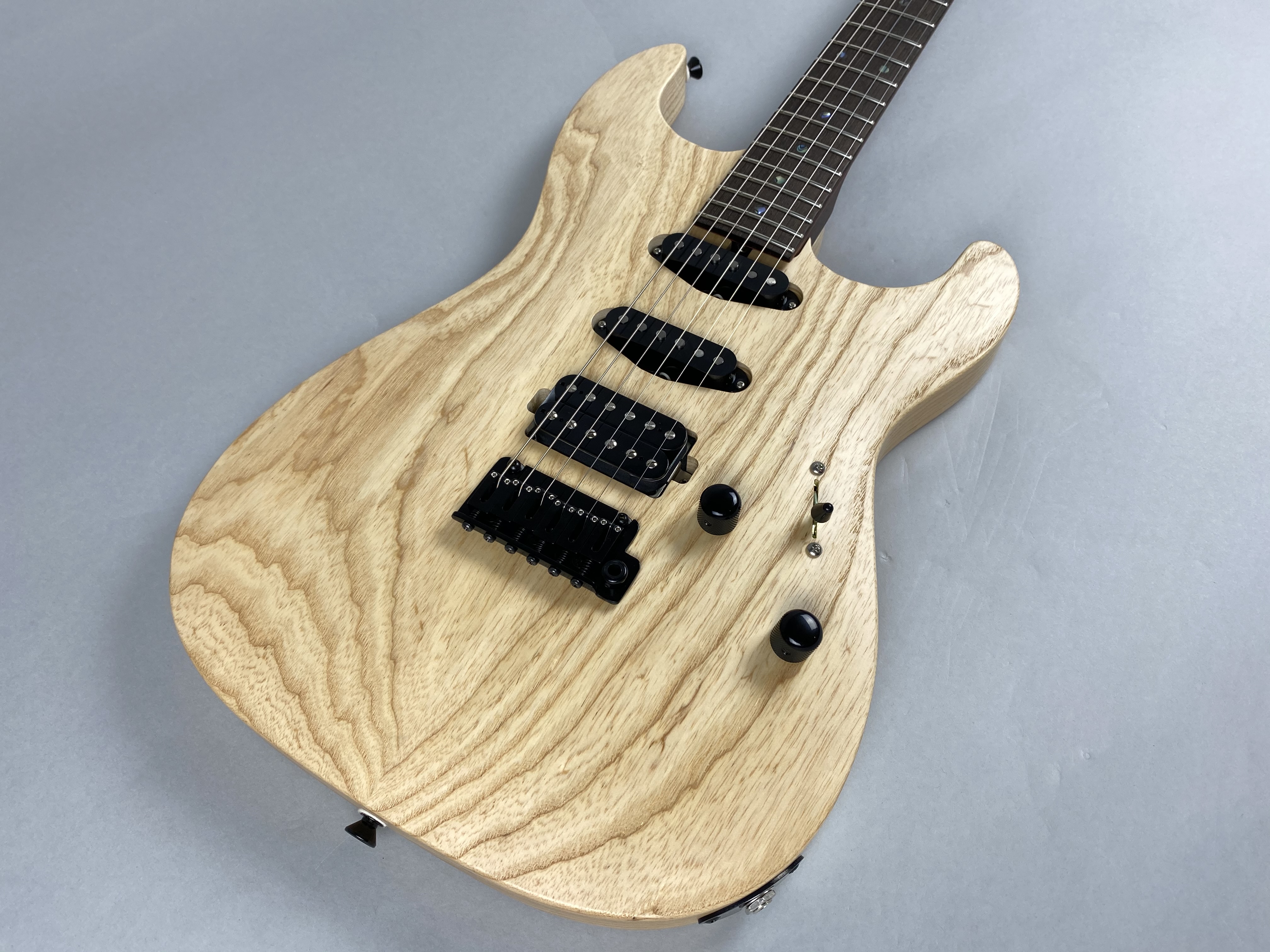 *【エレキギター】SAITO GUITARS×島村楽器 世界初！楽器店企画のExtraordinaryシリーズが発売決定 島村楽器とSAITO GUITARSがコラボレーションした今回のモデルは島村楽器の一部店舗のみで展開する限定モデルです！当社スタッフがこだわりぬいた構成でSAITO GUITAR […]