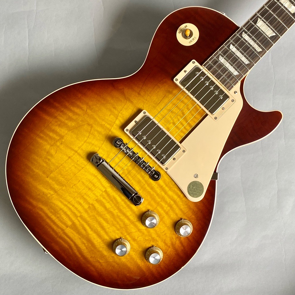 待望のLes Paul Standard入荷です！今回の入荷分は50sと60sが1本ずつです。王道ロックサウンドをぜひ店頭でお試しください！ **Les Paul Standard '60s / IT ソリッド・マホガニー・ボディにAAフィガード・メイプル・トップ、スリム・テイパーによる60年代スタ […]