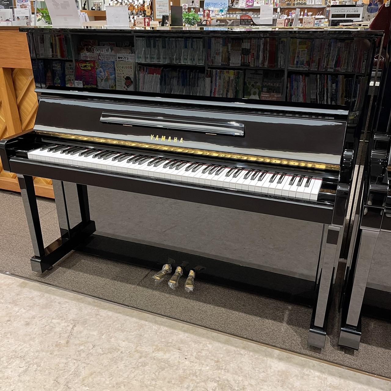 YAMAHA(ヤマハ)U10BL