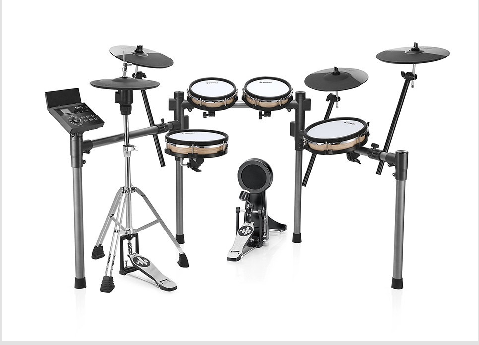 富山・石川エリアで電子ドラムを探しているなら、今注目すべきモデルがあります。Donnerの「Groove Ultra SC」は、オールメッシュパッドや独立ハイハットスタンドを備えた本格仕様。島村楽器イオンモールかほく店 では、実際に叩いて比べられる展示環境をご用意しています。ぜひ体験してみませんか？ […]
