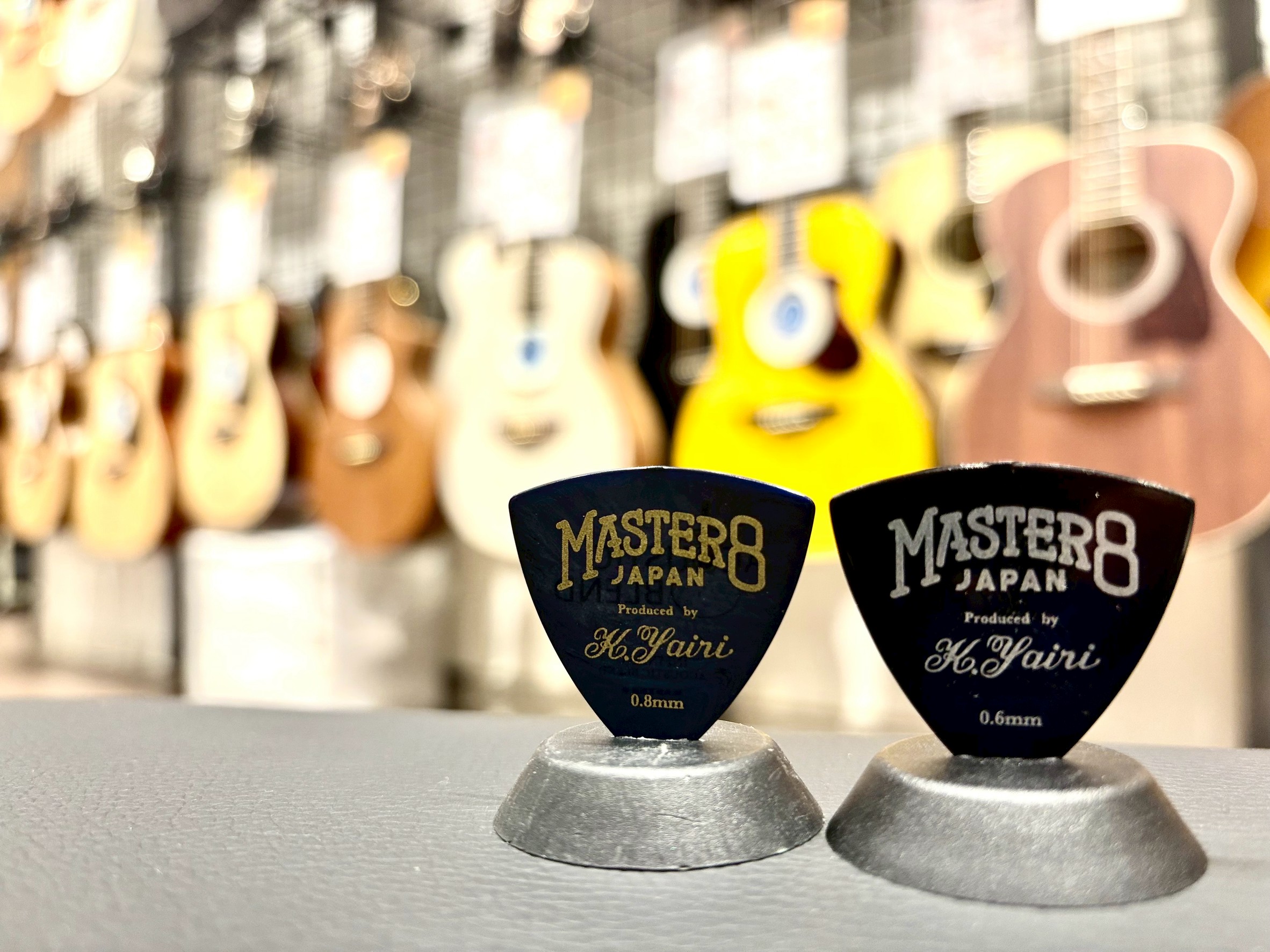 島村楽器イオンモールかほく店に、MASTER 8 JAPAN「INFINIX U ACOUSTIC BLEND」ピック（K.Yairi プロデュース）が入荷しました。 ギター本体は変えていないのに、「音の立ち上がりが変わった」「弾き心地が少し良くなった気がする」そんな変化を感じていただけるかもしれな [&hellip;]