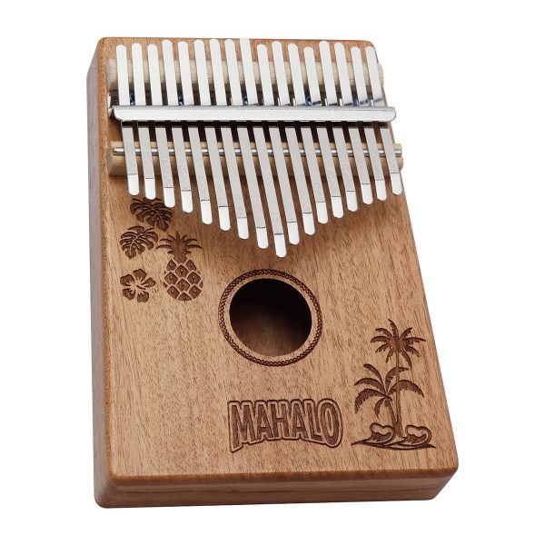 マハロ　/　M-KALIMBA HWI<br />
<br />
ハワイの伝統的なパターンをボディに刻印した、アイランドスタイルを感じさせる華やかなルックスが魅力です。<br />
軽量で演奏しやすく、マホガニー材が奏でる明るくリラックスした響きをどこでも手軽に楽しめます。<br />
<br />
<br />
4,950円（税込)