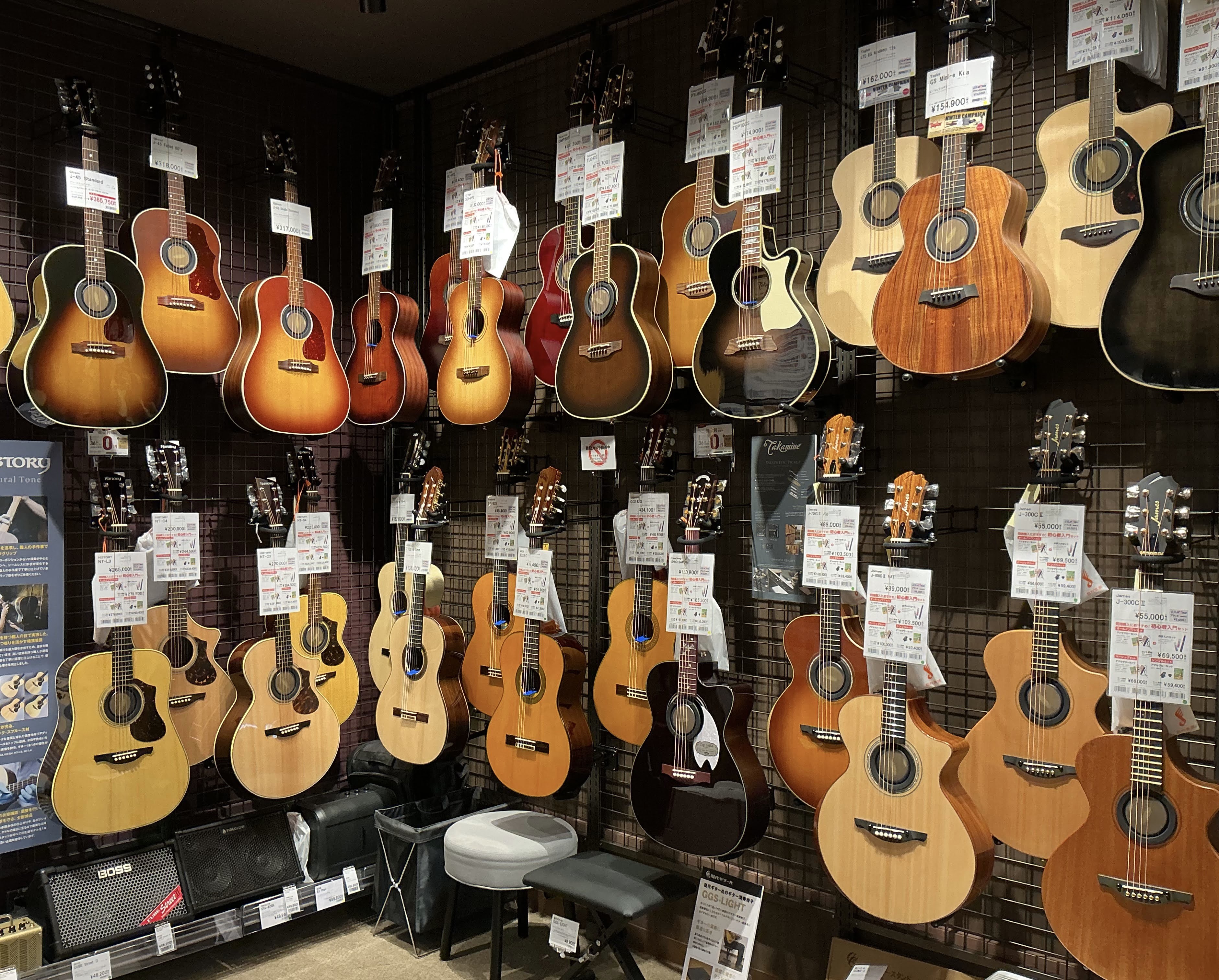 島村楽器マークイズ葛飾かなまち店では約50本のアコースティックギターを展示しております！今回はその中でもYAMAHAのアコースティックギターをご紹介いたします。 CONTENTSYAMAHA　FS800YAMAHA　FG820YAMAHA　FS830YAMAHA　FG830YAMAHA　STORIA [&hellip;]